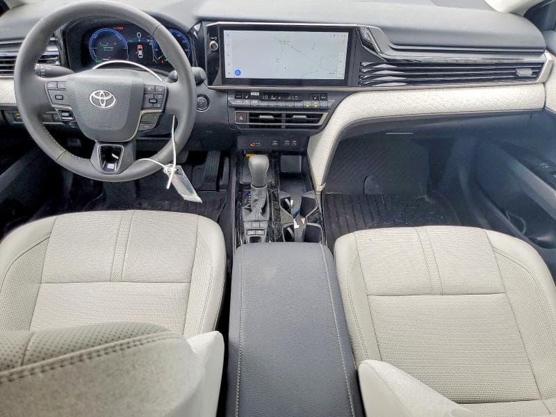 2026 TOYOTA CAMRY XLE 8