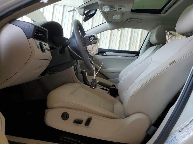 2022 VOLKSWAGEN PASSAT SE 7