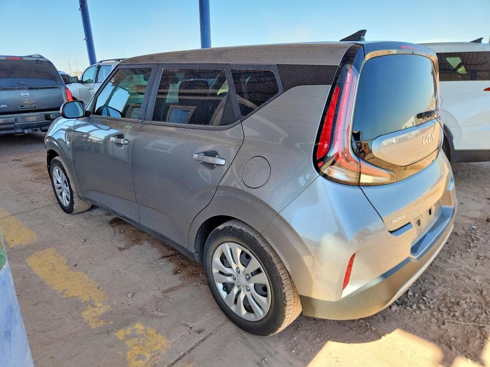 2023 KIA SOUL LX 2