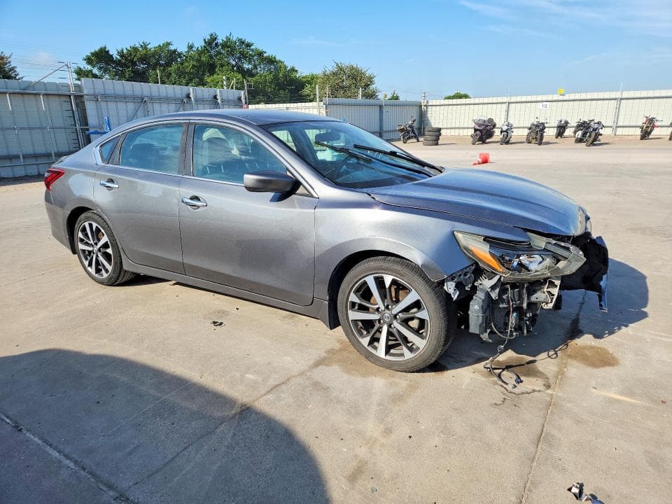2017 NISSAN ALTIMA 2.5 SR 4