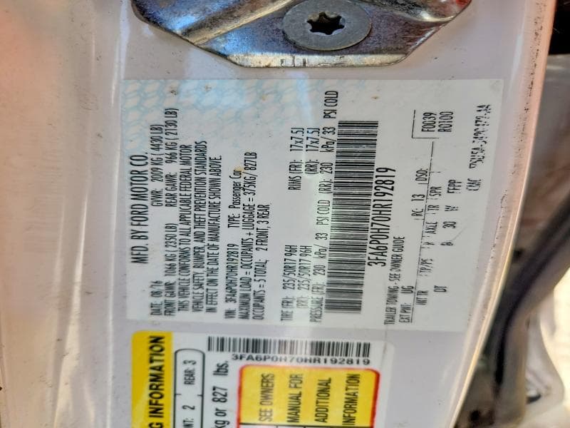 2017 FORD FUSION SE 12