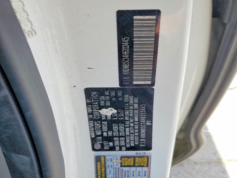 2017 KIA SEDONA LX 13