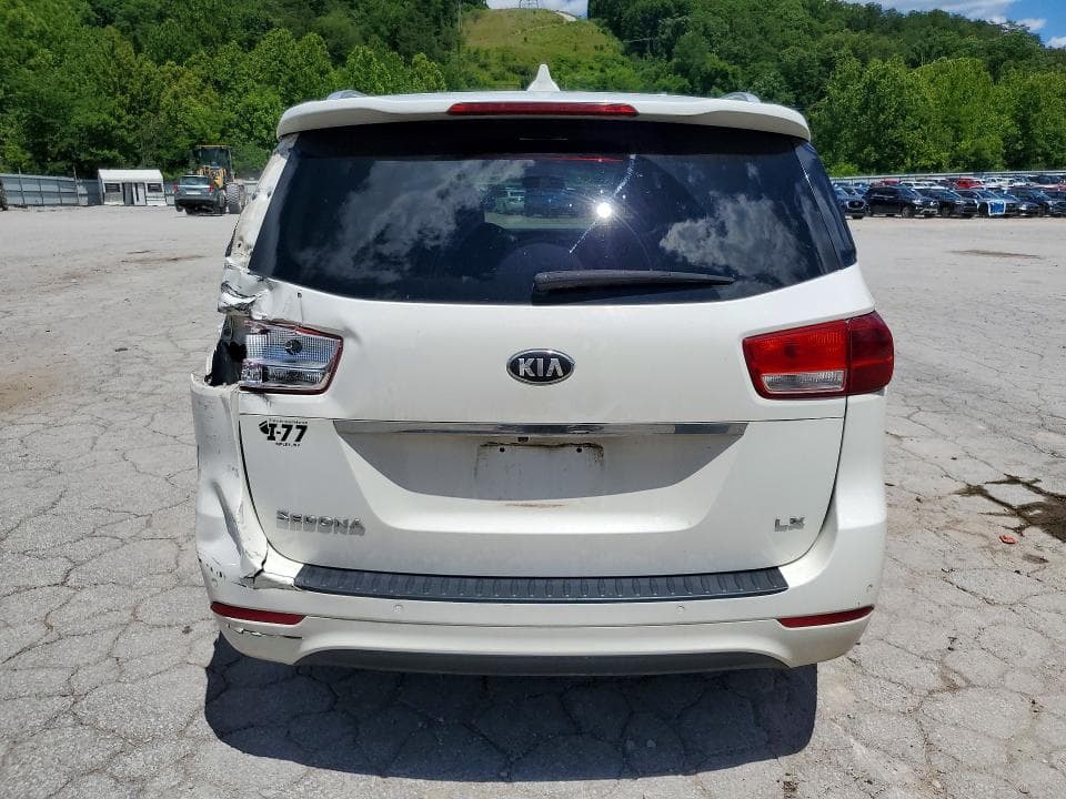 2017 KIA SEDONA LX 6