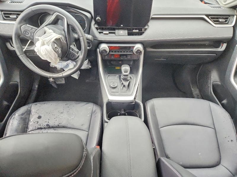 2024 TOYOTA RAV4 XLE PREMIUM XLE PREMIUM 8