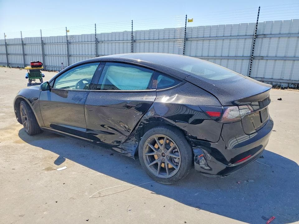 2022 TESLA MODEL 3 2