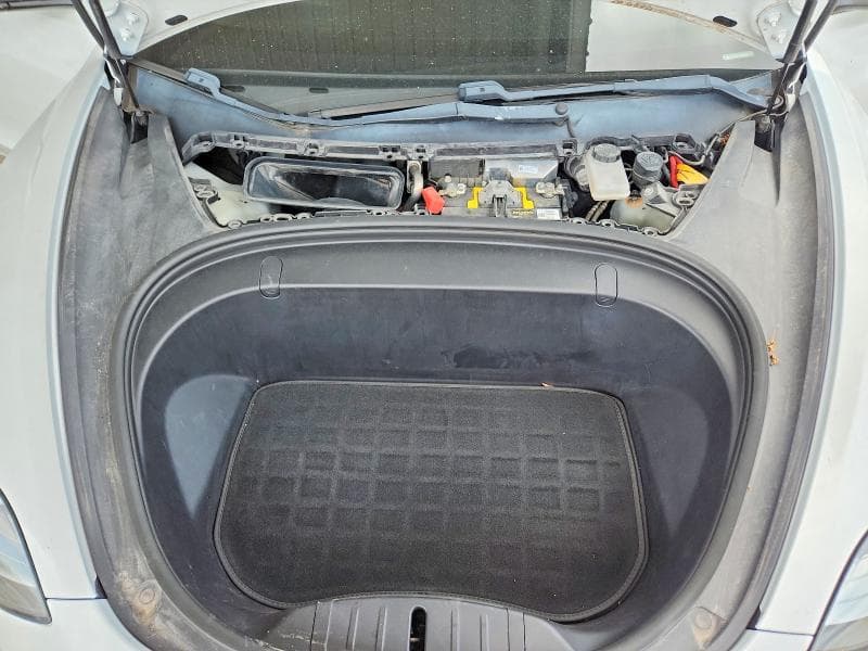 2018 TESLA MODEL 3 11