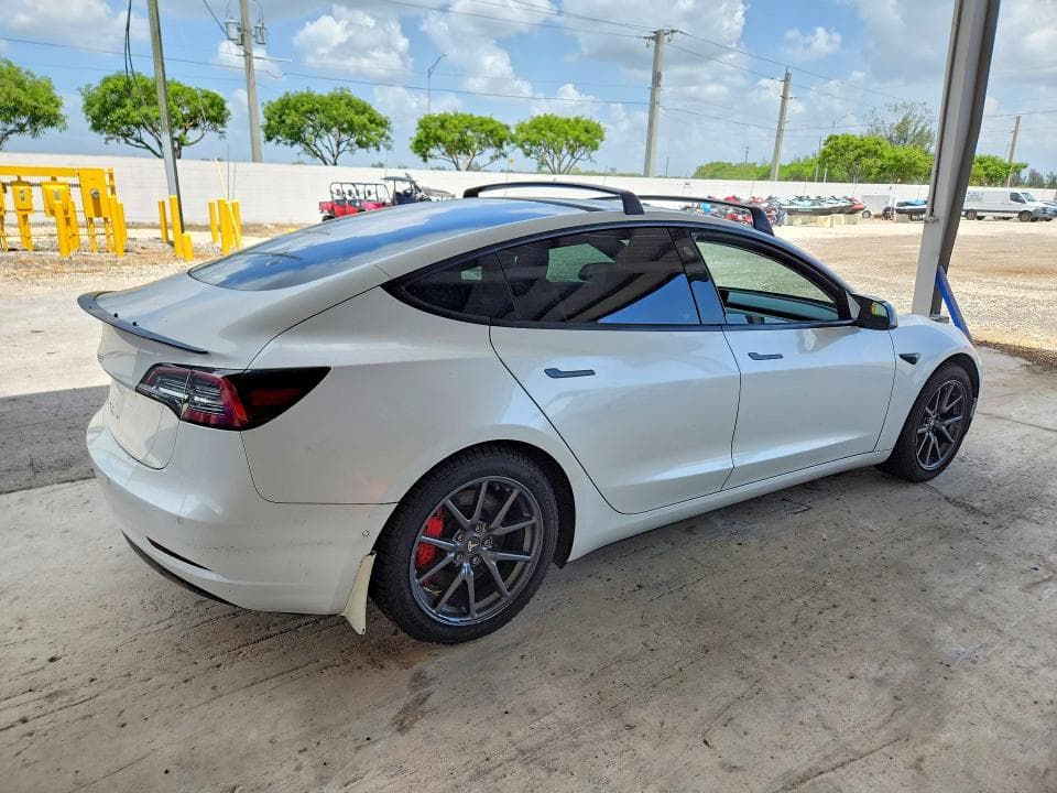 2018 TESLA MODEL 3 3