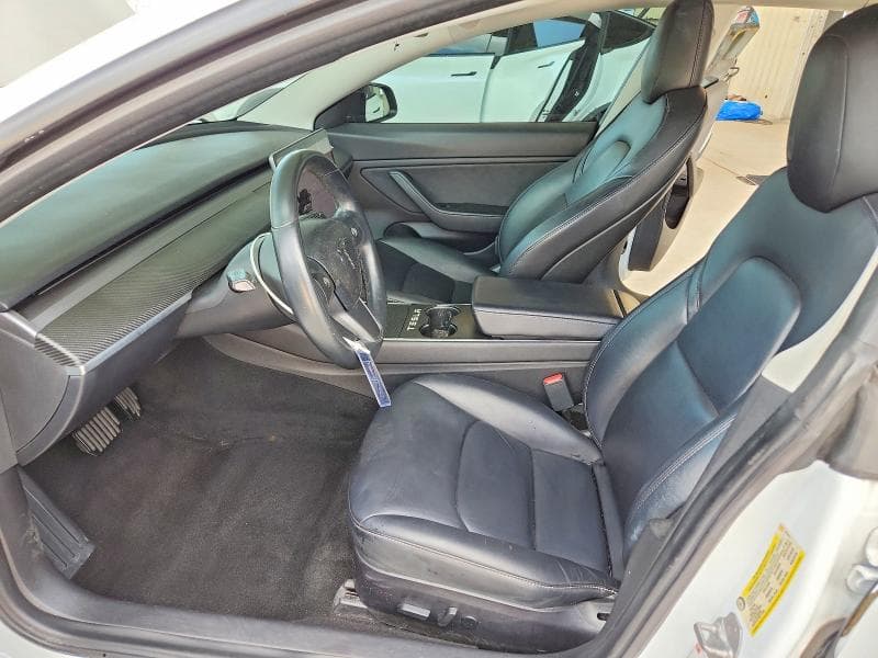 2018 TESLA MODEL 3 7