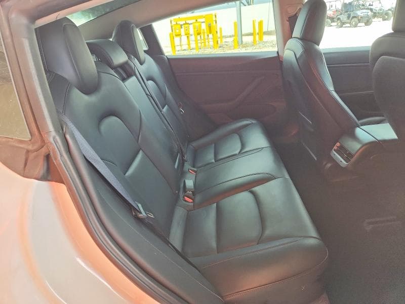 2018 TESLA MODEL 3 10