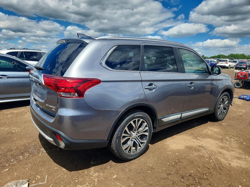 2017 MITSUBISHI OUTLANDER SE SE 4