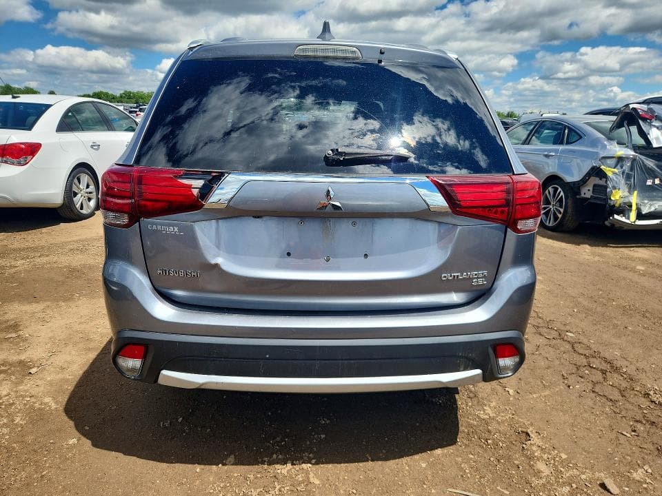 2017 MITSUBISHI OUTLANDER SE SE 7