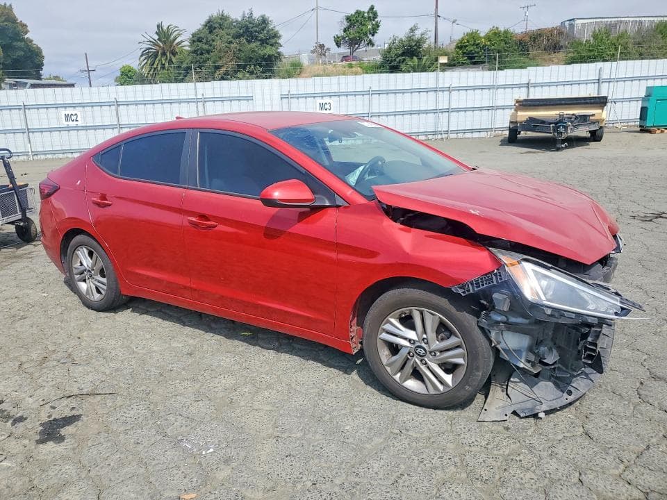 2019 HYUNDAI ELANTRA SEL 4