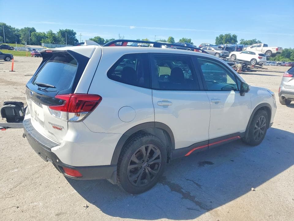 2021 SUBARU FORESTER 3