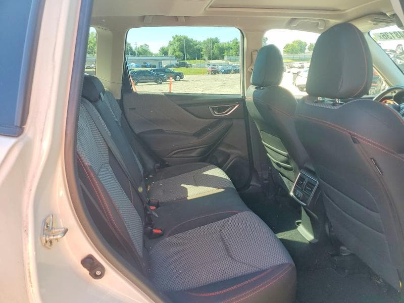 2021 SUBARU FORESTER 10