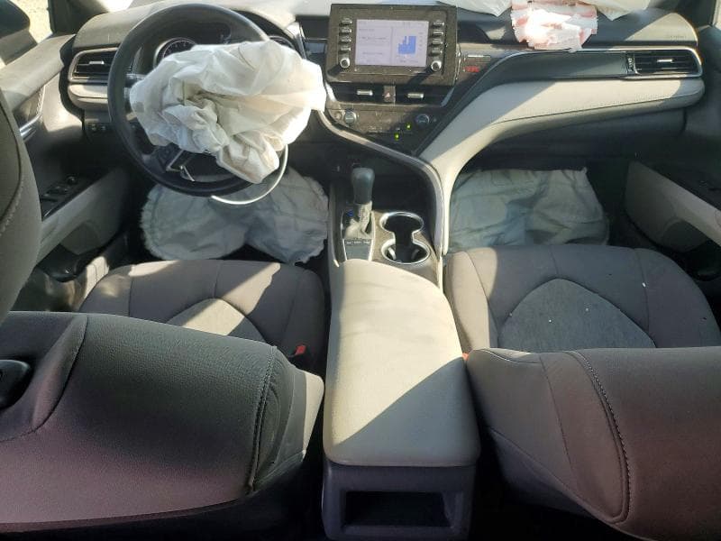 2024 TOYOTA CAMRY LE 8