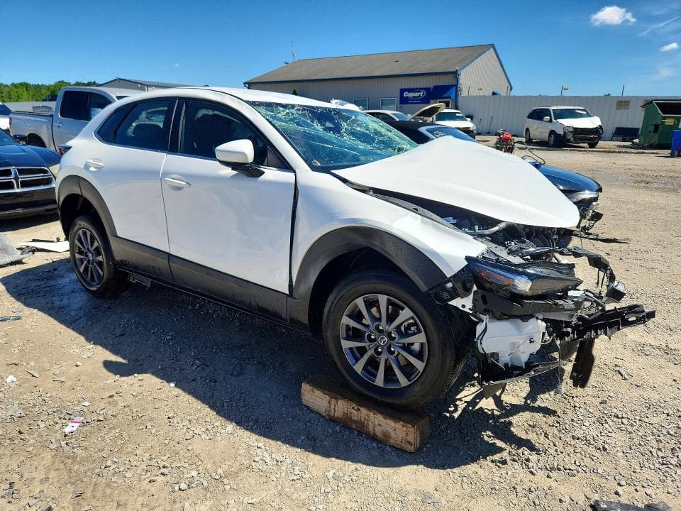2025 MAZDA CX-30 4