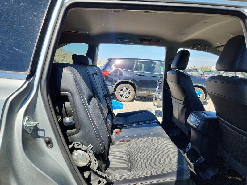 2018 TOYOTA HIGHLANDER LE PLUS LE PLUS 10