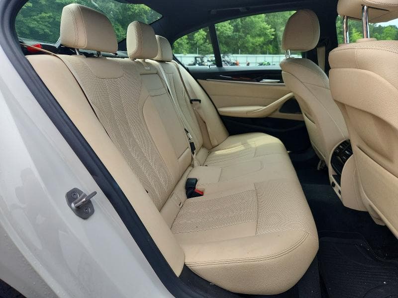 2022 BMW 530 I I 10