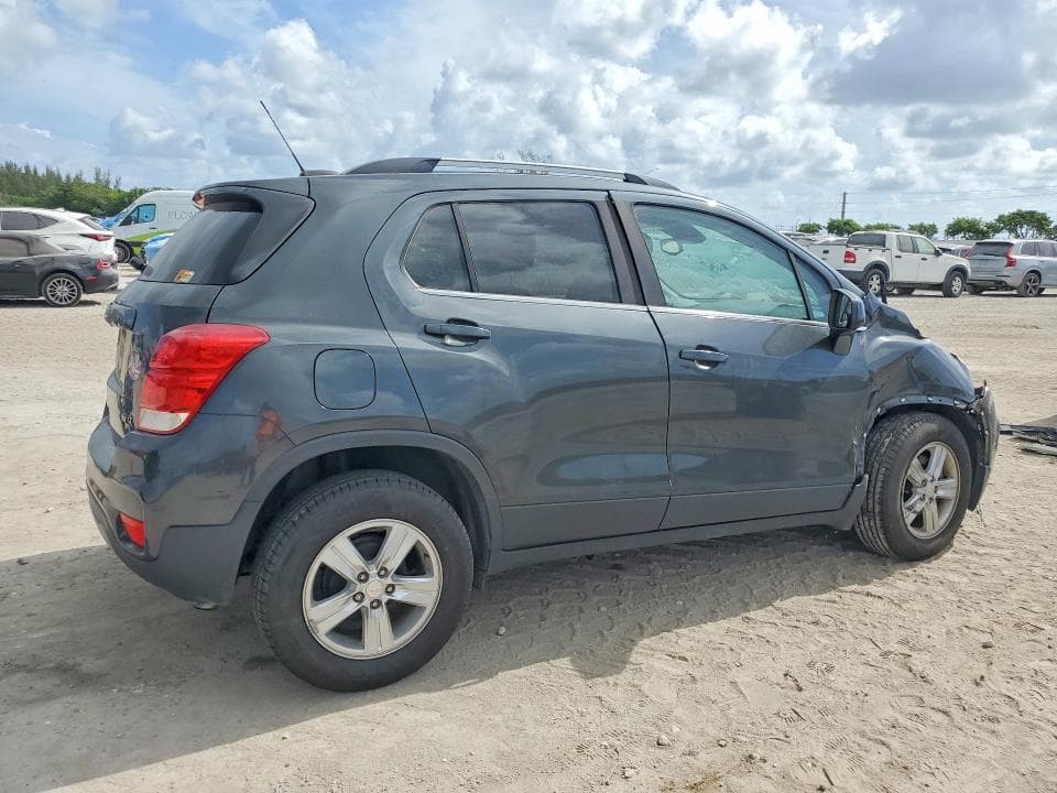 2019 CHEVROLET TRAX 3