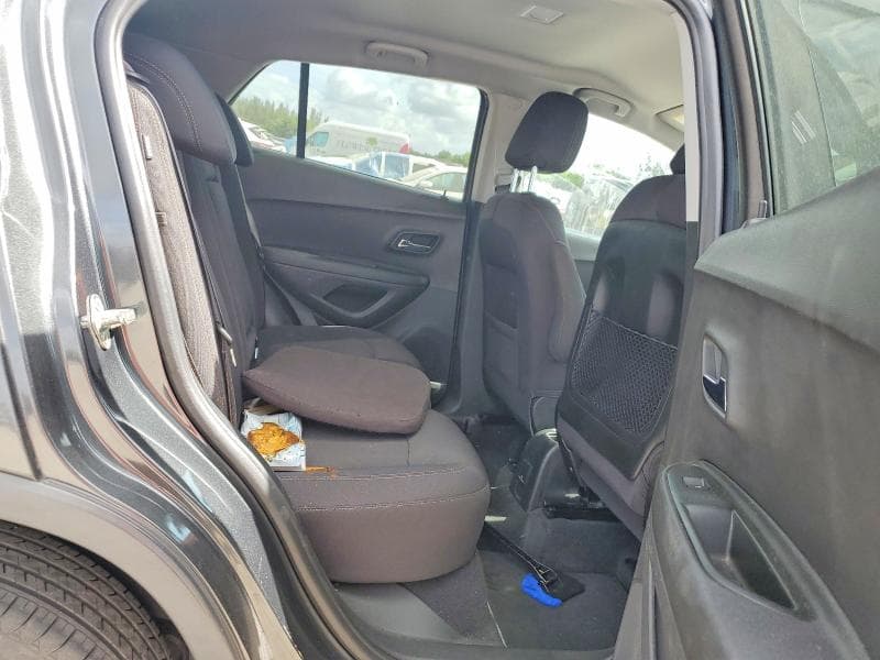 2019 CHEVROLET TRAX 10