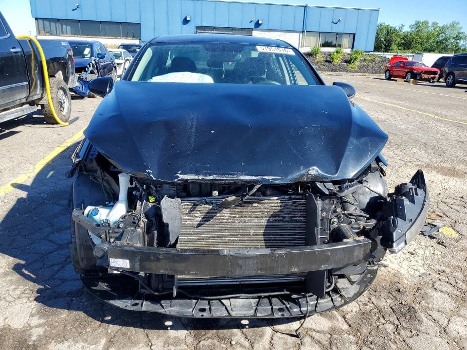 2018 HYUNDAI ELANTRA SE SE 5