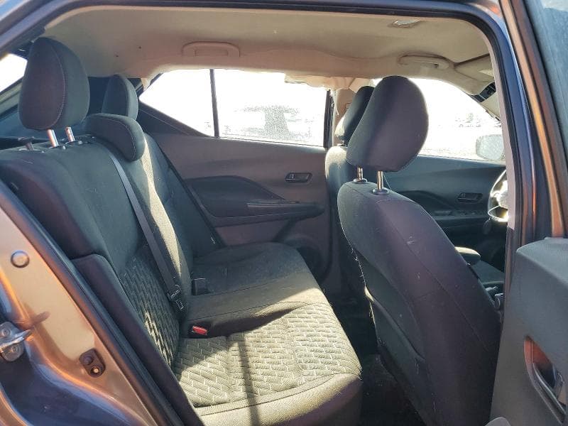 2021 NISSAN KICKS S 11