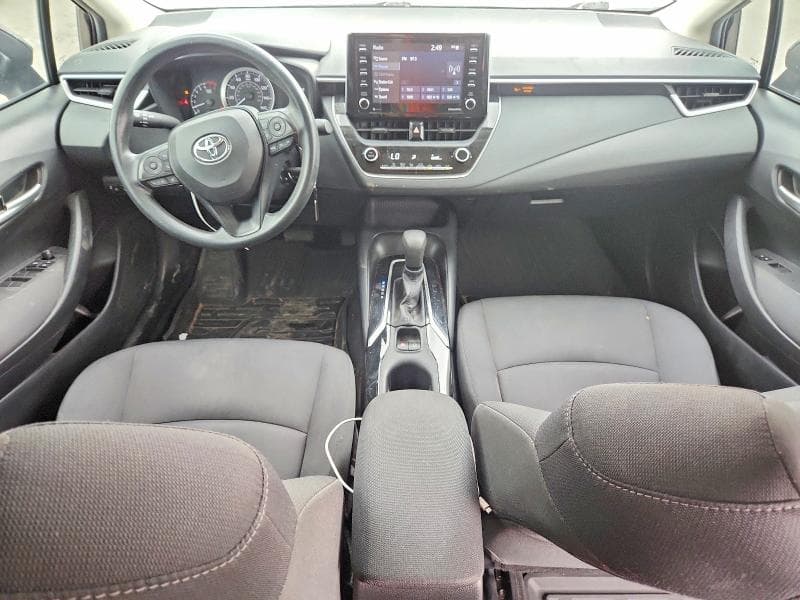 2021 TOYOTA COROLLA LE 8
