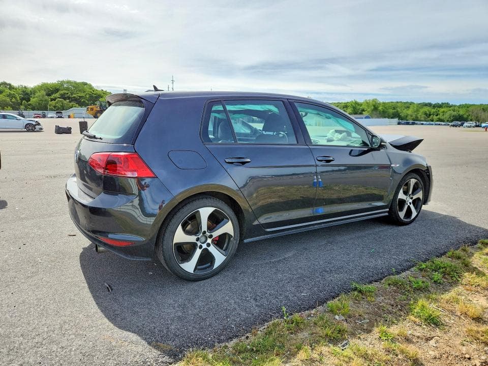 2017 VOLKSWAGEN GTI S 3