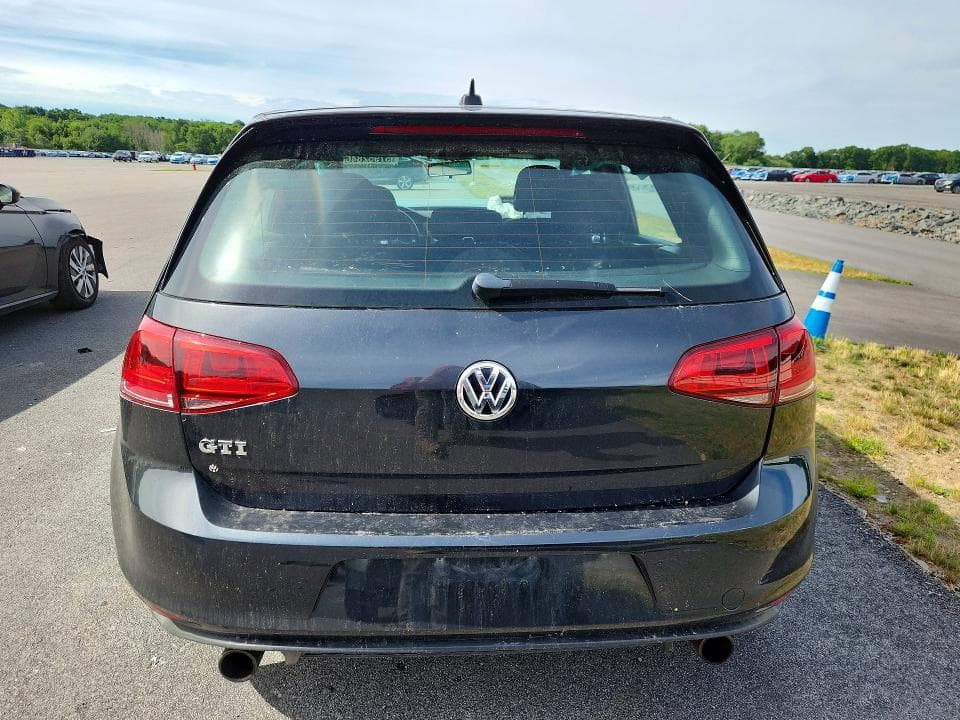 2017 VOLKSWAGEN GTI S 6