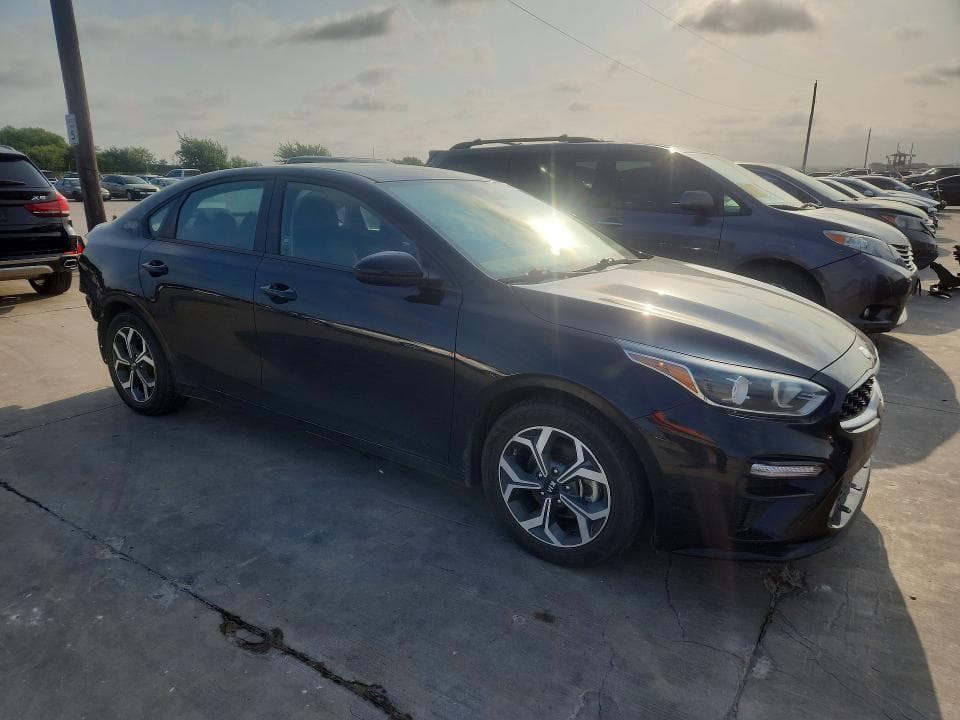 2021 KIA FORTE LXS 4