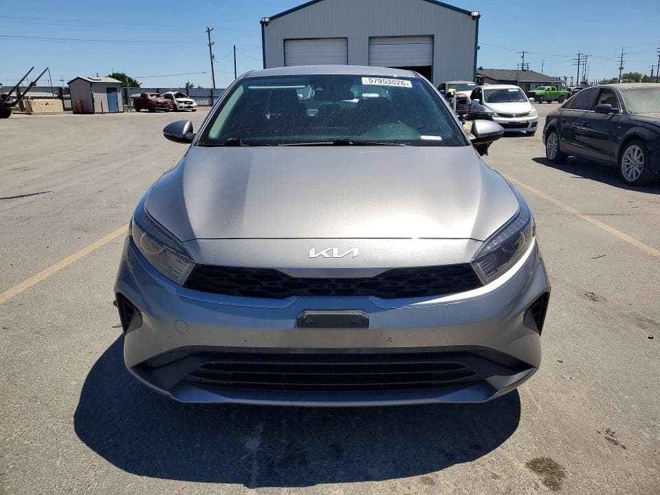 2023 KIA FORTE LXS 5