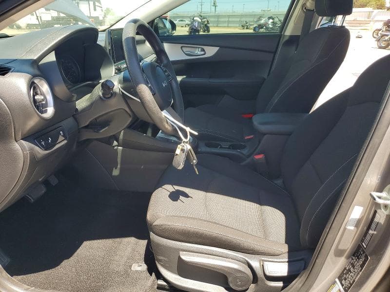 2023 KIA FORTE LXS 7