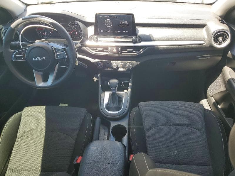 2023 KIA FORTE LXS 8
