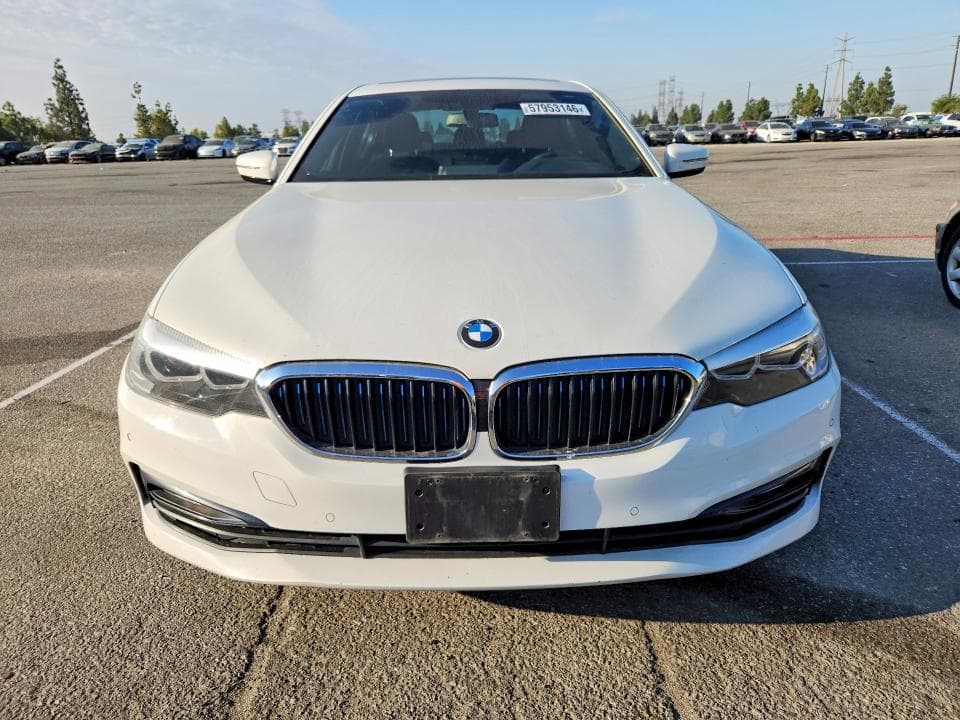 2018 BMW 530E 5