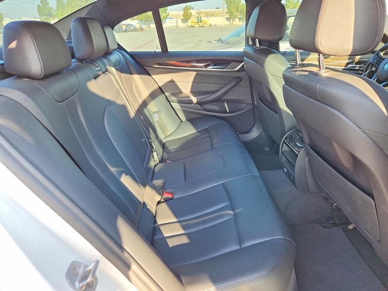 2018 BMW 530E 10