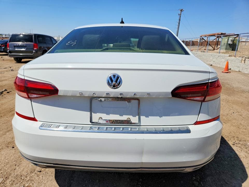 2020 VOLKSWAGEN PASSAT SE SE 6