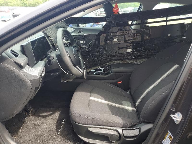2025 HYUNDAI SONATA SE 7