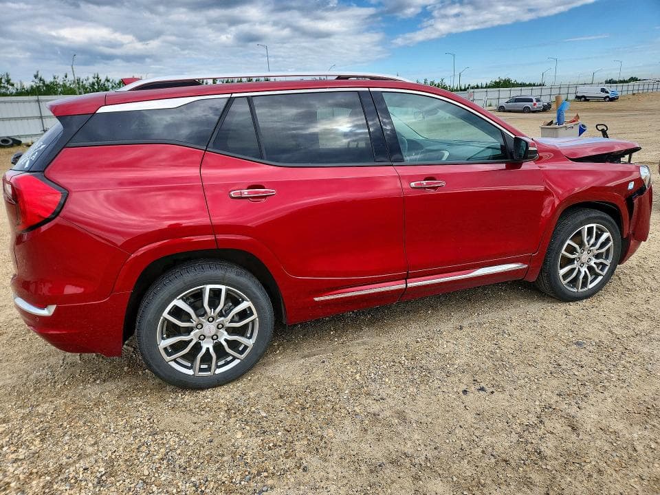 2023 GMC TERRAIN DENALI 3