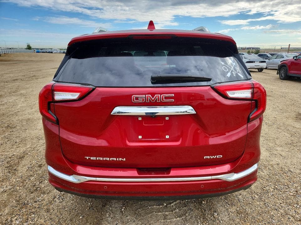 2023 GMC TERRAIN DENALI 6