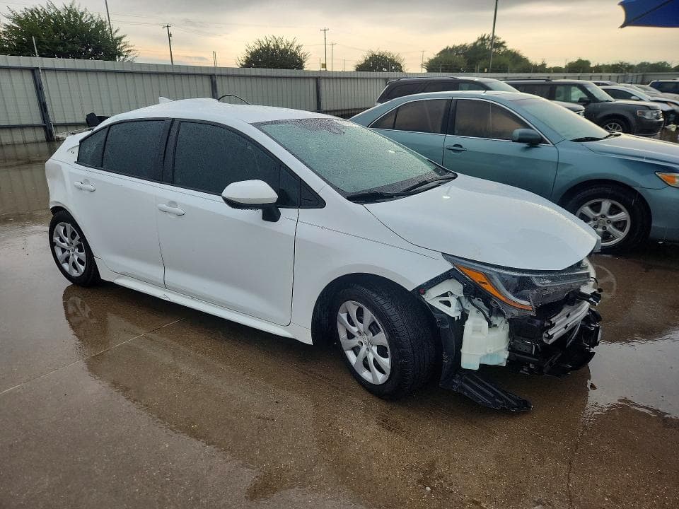 2020 TOYOTA COROLLA LE 4