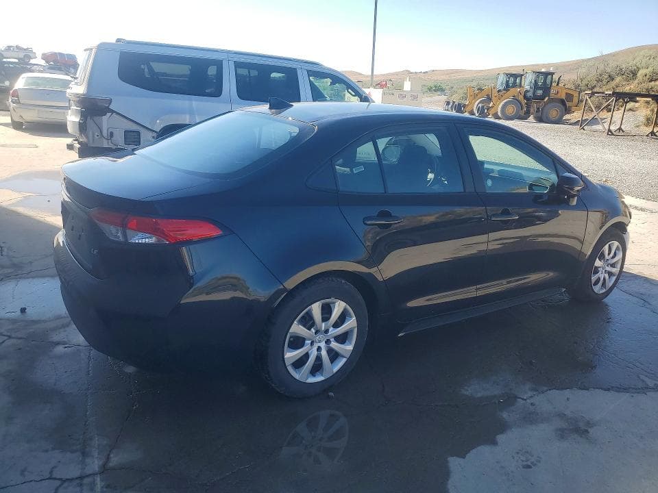 2025 TOYOTA COROLLA LE 3