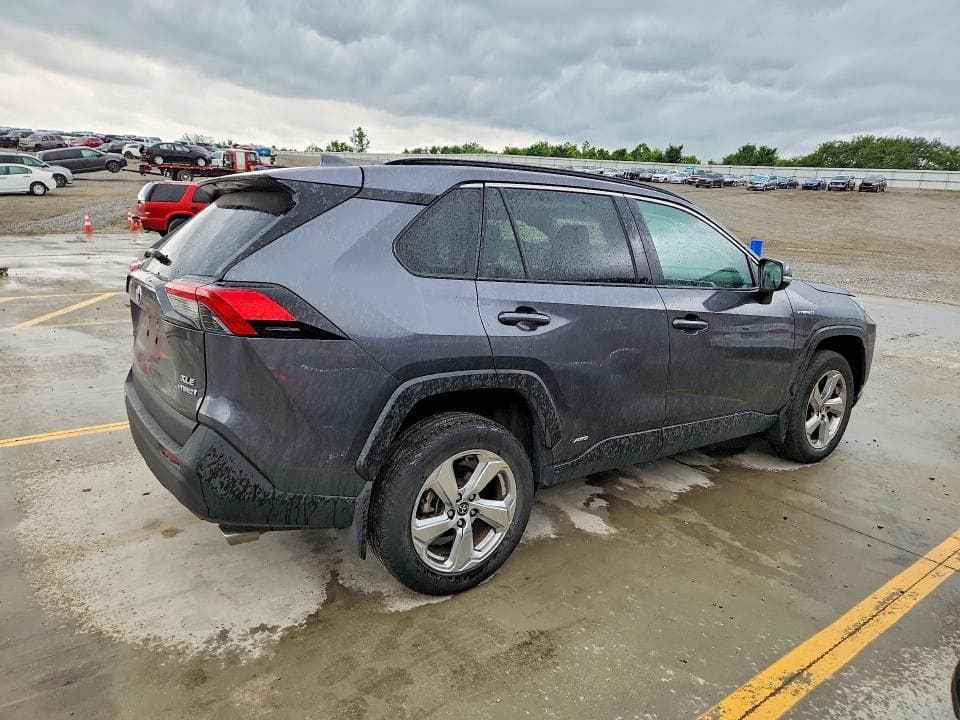 2021 TOYOTA RAV4 HYBRID XLE PREMIUM 3