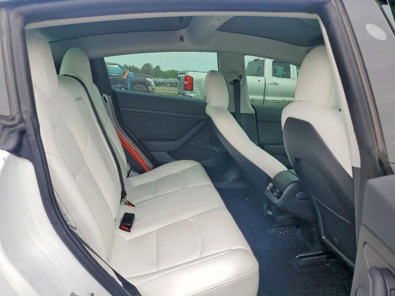 2022 TESLA MODEL 3 10