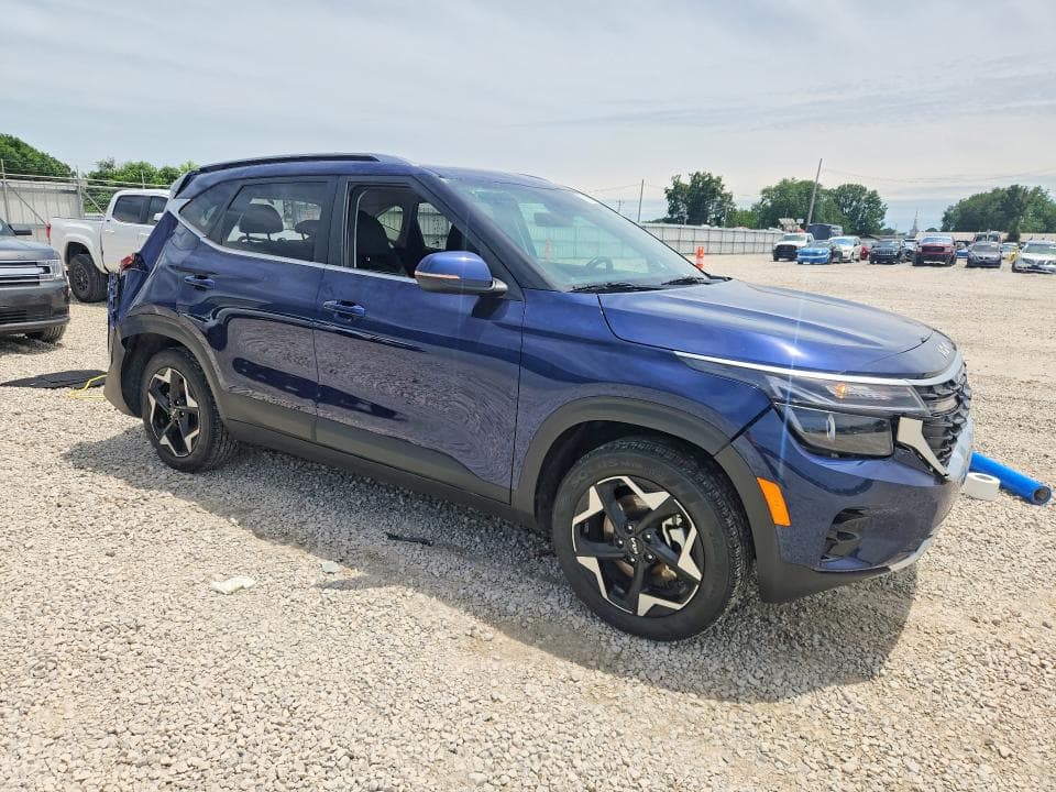 2024 KIA SELTOS EX 4