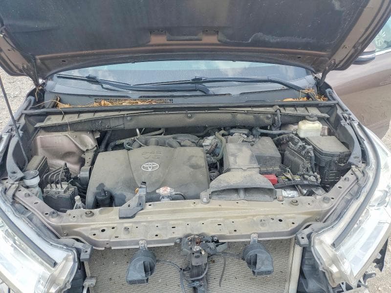 2018 TOYOTA HIGHLANDER XLE XLE 11
