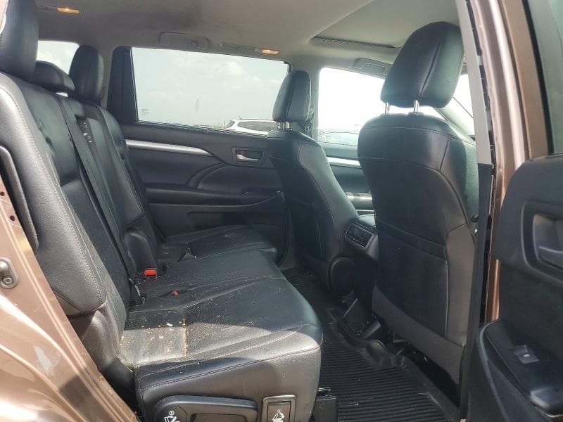 2018 TOYOTA HIGHLANDER XLE XLE 10