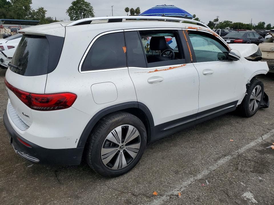 2023 MERCEDES-BENZ EQB 300 4MATIC 3