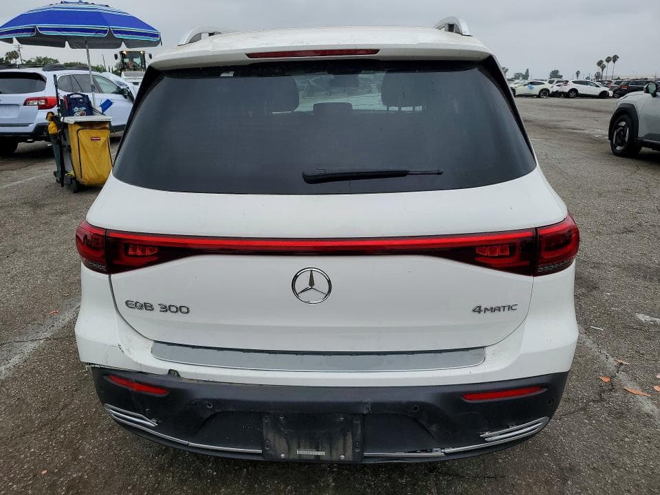 2023 MERCEDES-BENZ EQB 300 4MATIC 6