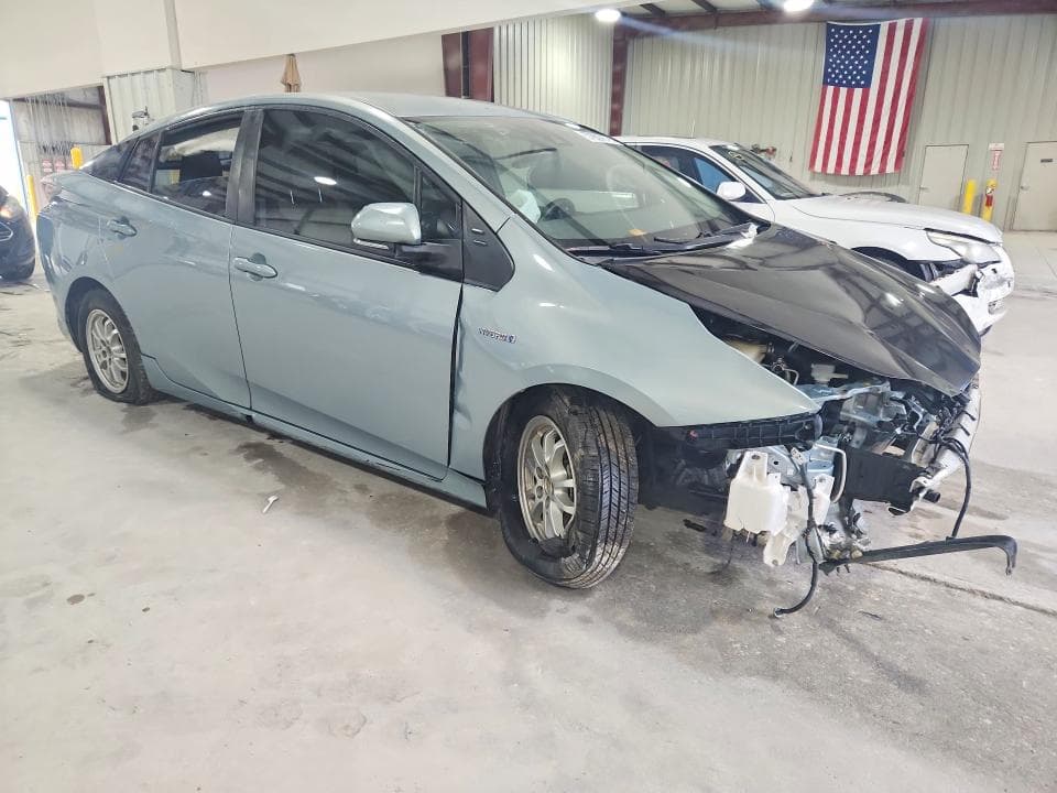 2017 TOYOTA PRIUS TWO 4