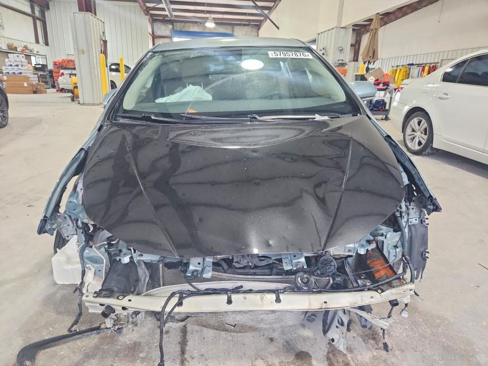 2017 TOYOTA PRIUS TWO 5